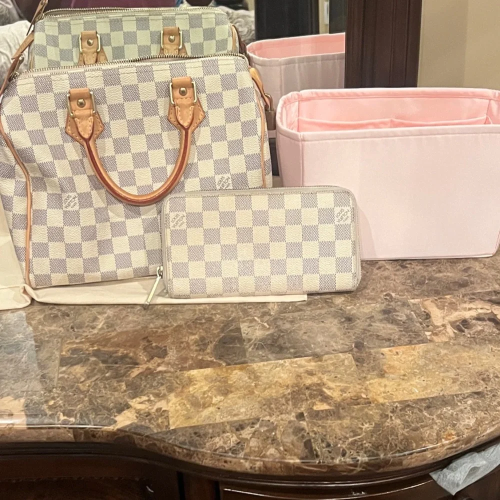 Louis Vuitton Speedy 25 - Picture 11 of 17